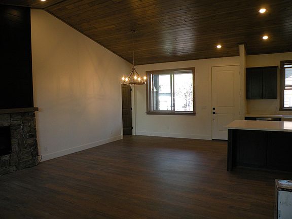 5th image of 2071 N Bison Ct