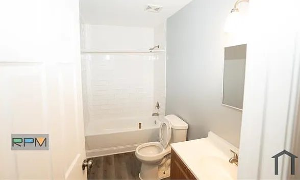 3 bed, $1,850 — Photo 3