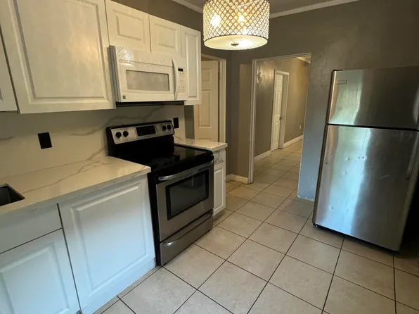 715 S B St, Lake Worth, FL 33460