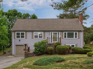 4 Murray Ave, Tewksbury, MA 01876