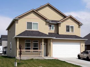 521 Glenmoor Dr, Moses Lake, WA 98837