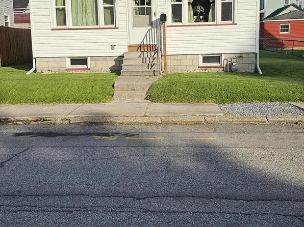557 Park Ave, Tyrone, PA 16686