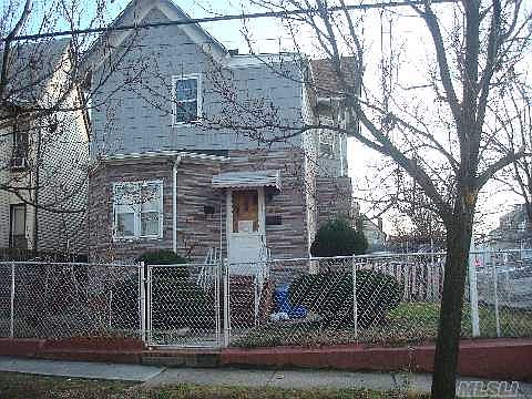 2nd image of 9702 97th Ave