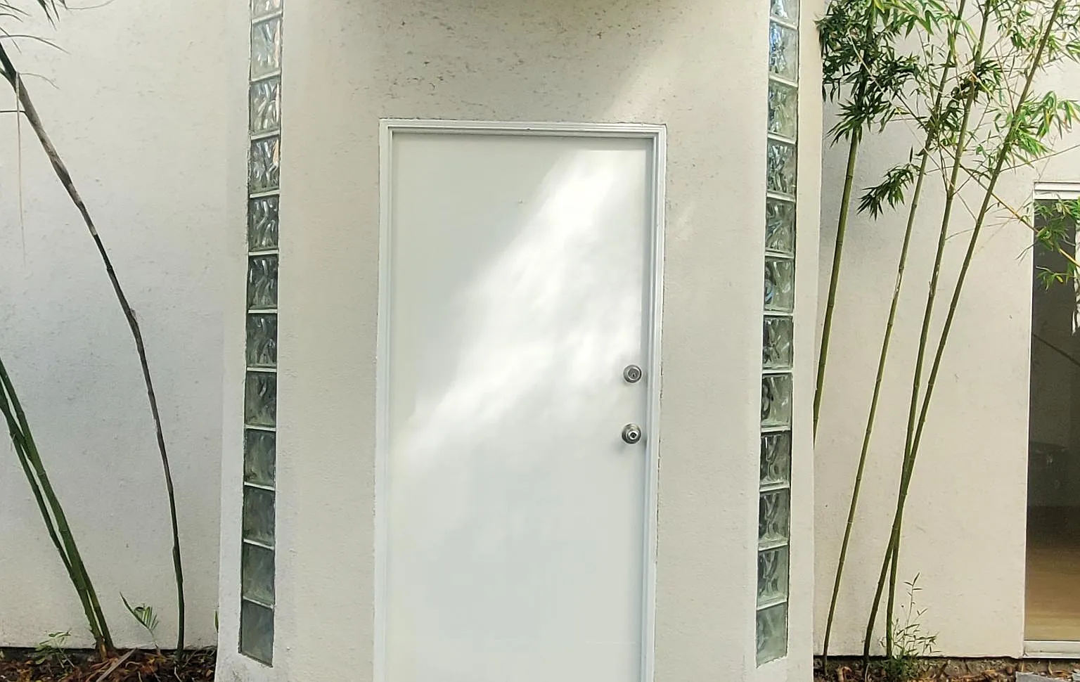 670 San Juan Ave — Photo 4