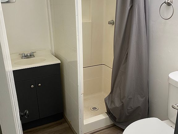 3rd image of 165 Plaza Dr #165