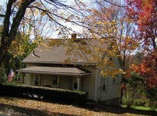 614 Dennison Dr, Southbridge, MA 01550