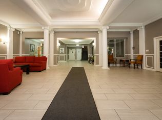 6748 N. Ashland Ave, Chicago, IL 60626