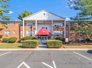 1120 New Haven Ave APT 135, Milford, CT 06460