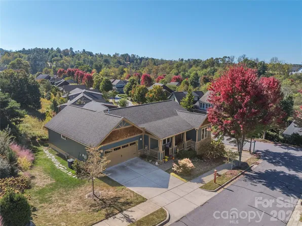 3 Bungalow Way, Asheville, NC 28804