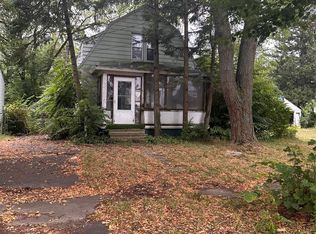 1926 Kansas Ave, Flint, MI 48506