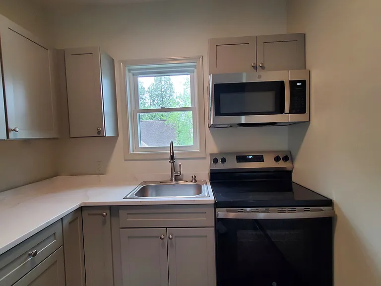 45 Main St #2-F — Photo 7