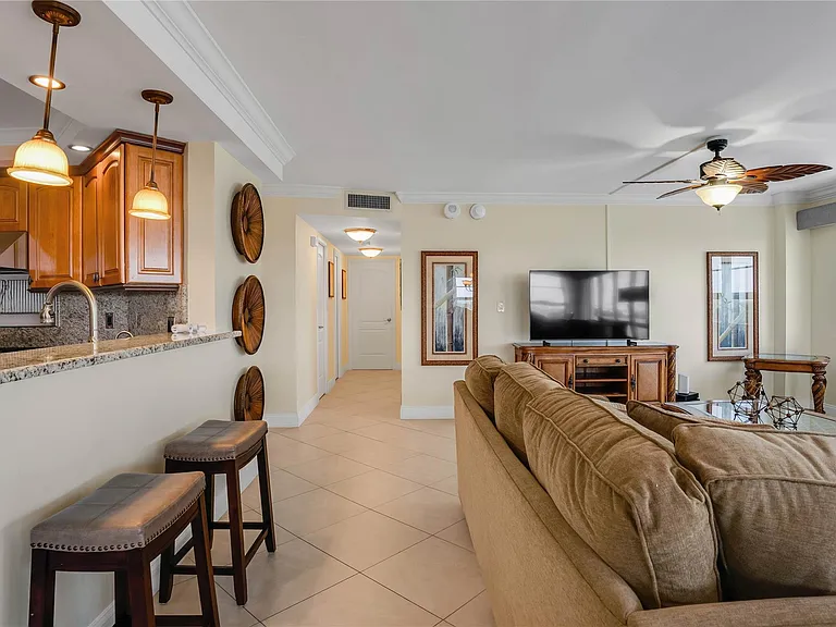 133 N Pompano Beach Blvd #501 — Photo 22