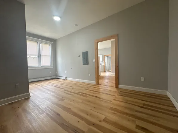 719-725 Wethersfield Ave #1BS, Hartford, CT 06114