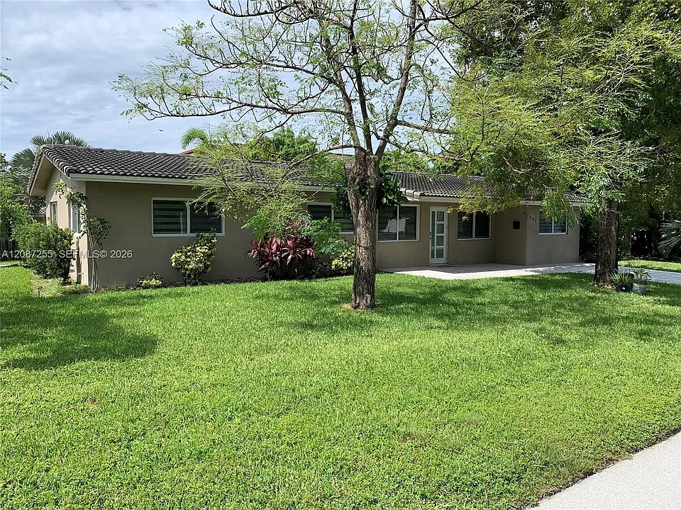 491 SE 23rd Ave