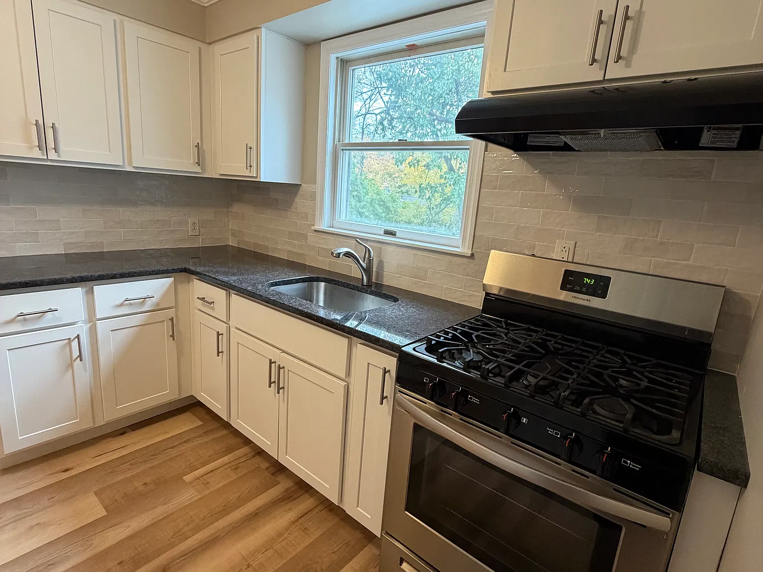 2 bed, 1200 sqft, $2,650 — Photo 1