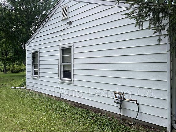 5th image of 12054 Bellefontaine Rd