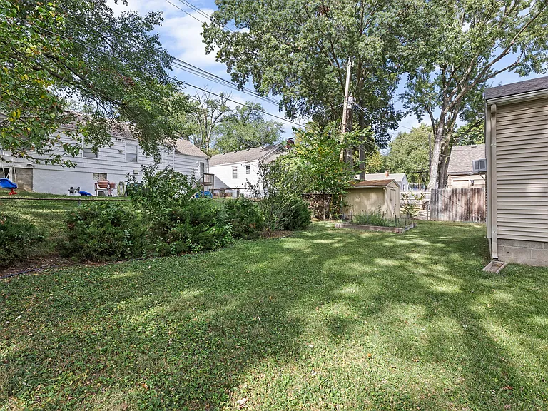 5706 Beverly Ave — Photo 17