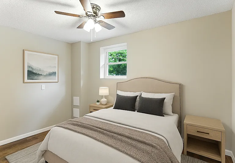 3907 Vienna Dr — Photo 2