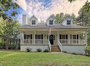 16 Jericho Ln, Toccoa, GA 30577