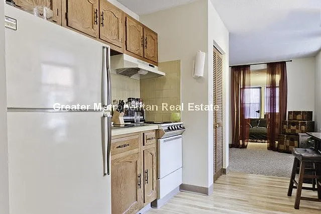 45 Charter St #6 — Photo 1