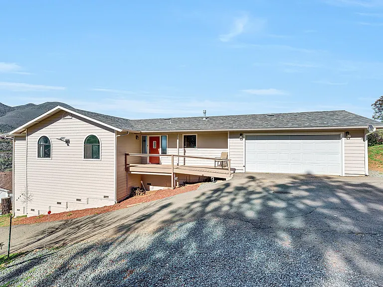 4864 Tuolumne Ct — Photo 16