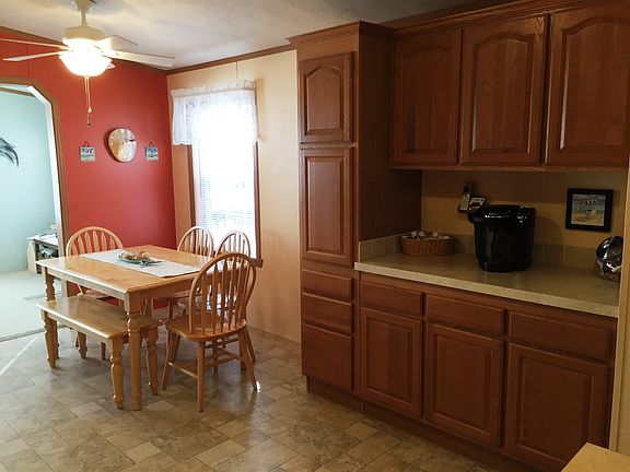 5th image of 34939 North Dr