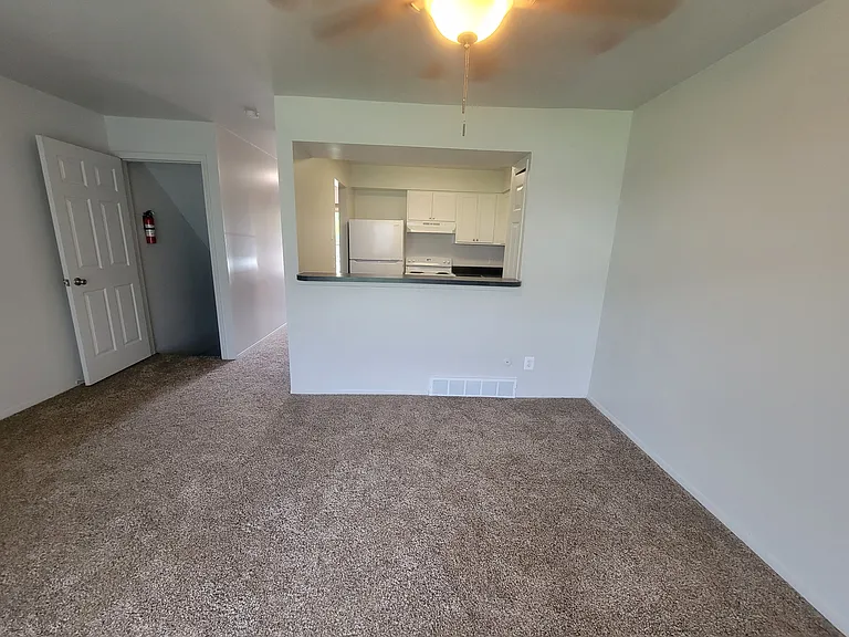Edgemont Park Townhomes — Photo 11