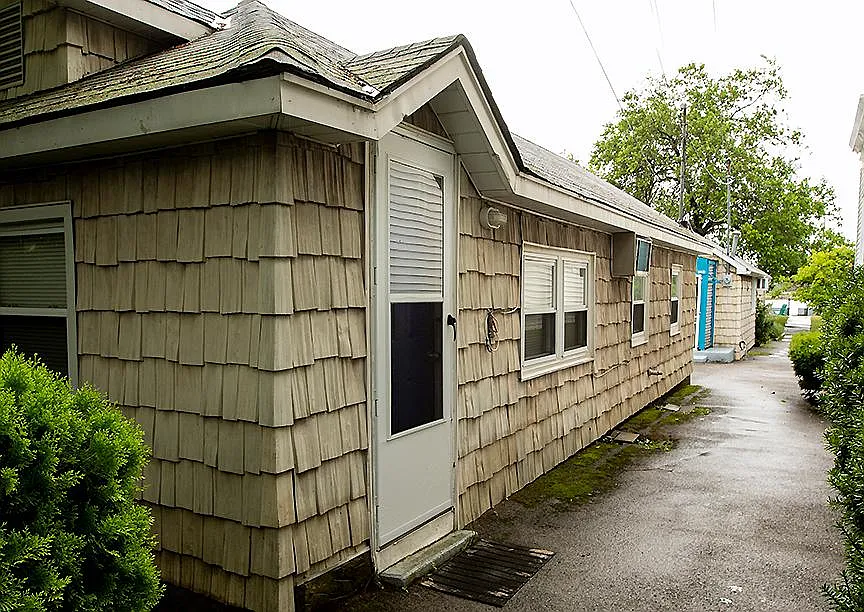 185 Terrace - Cottage at $1500