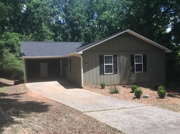 3068 Summerlake Dr, Gainesville, GA 30506