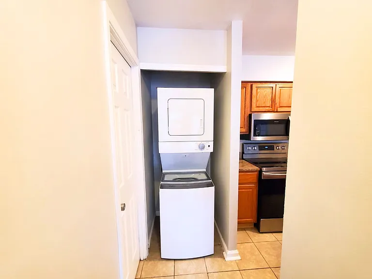 8036 Pantano Pl — Photo 16