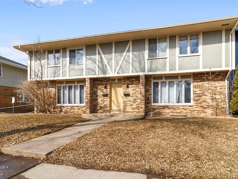 1st image of 2221 Glenridge Ave #2225