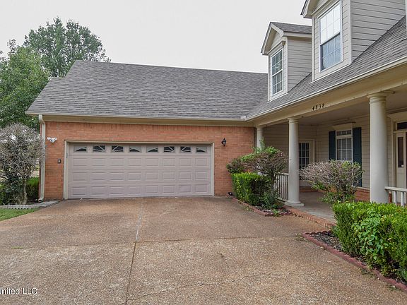 3rd image of 4838 Stone Park Blvd