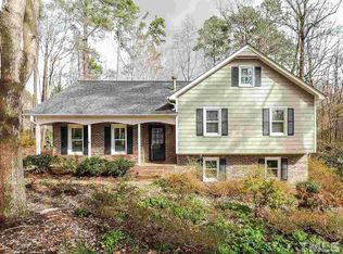 212 Coatbridge Cir, Cary, NC 27511