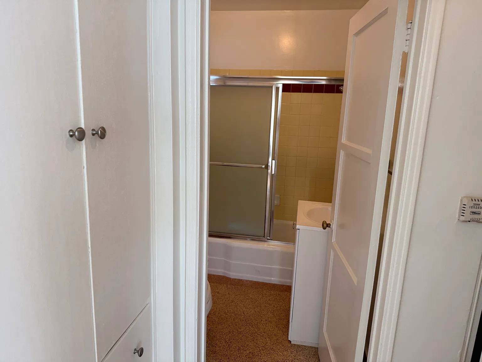 1 bed, 701 sqft, $2,350 — Photo 2