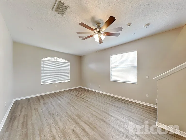 221 Fern Gulley Dr — Photo 20