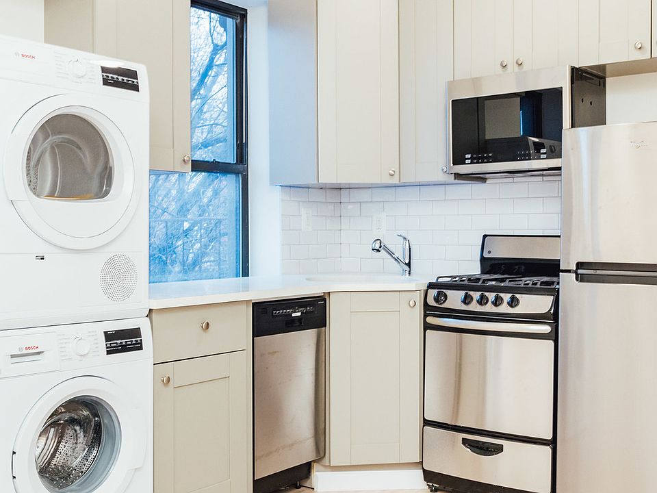 1st image of 739 President St #3C