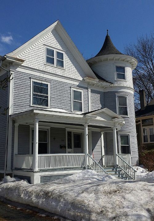 2nd image of 755 Pleasant St