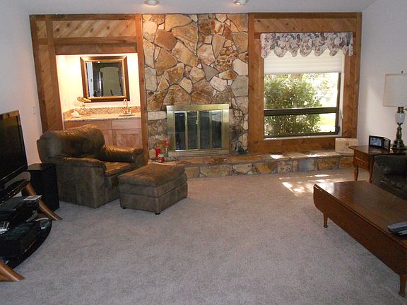 5th image of 7225 Pelas Cir