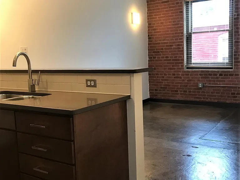 703 N Harrison Street 410 Hancock St — Photo 5