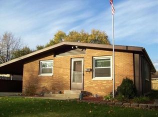 1507 Highwood Ave, Pekin, IL 61554