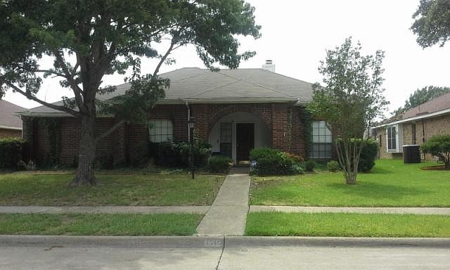 1st image of 4910 Crestpoint Ln