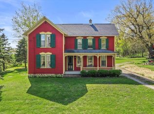 W255S8385 Hi Lo Dr, Mukwonago, WI 53149