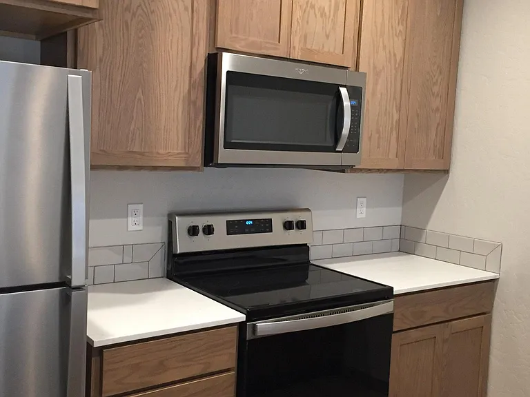 West Meadows Villas — Photo 29