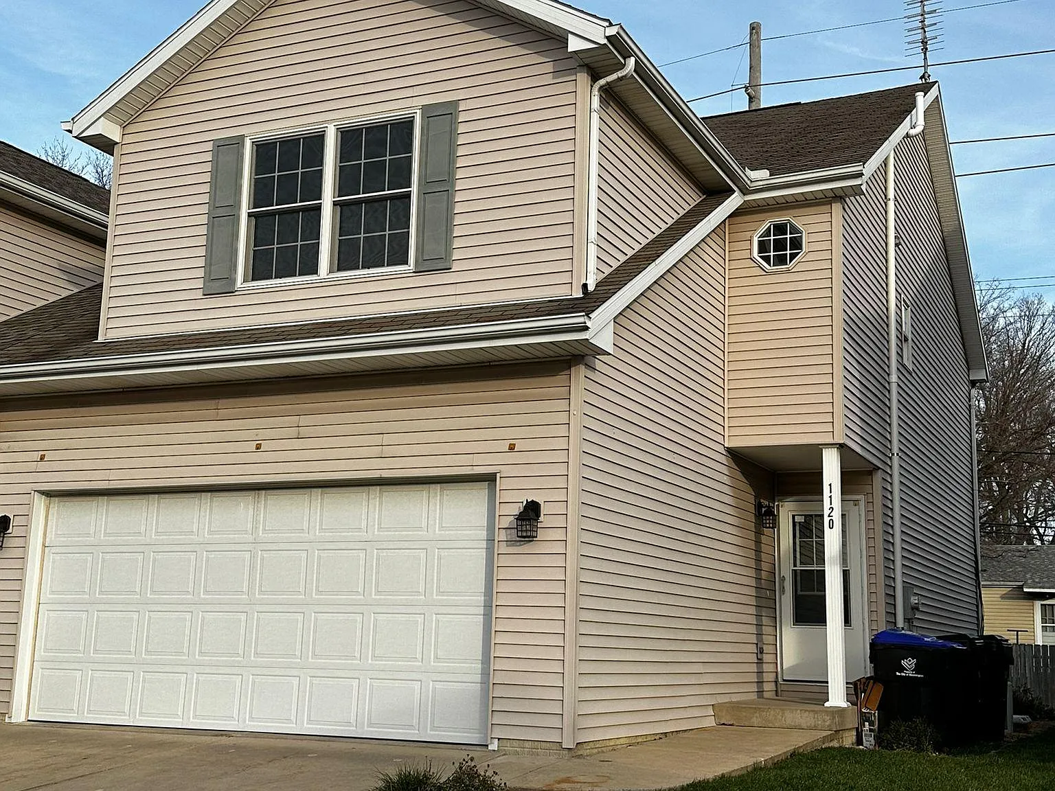 3 bed, 2244 sqft, $2,000 — Photo 2