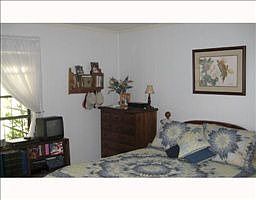 5th image of 1408 SW 83rd Ave