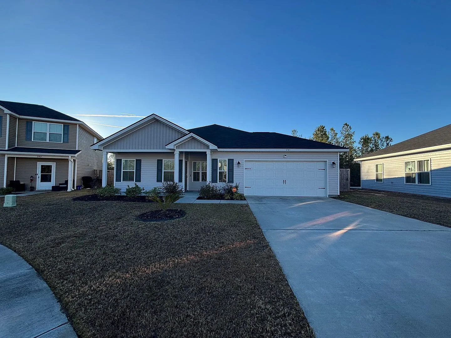 For Rent — Photo 1