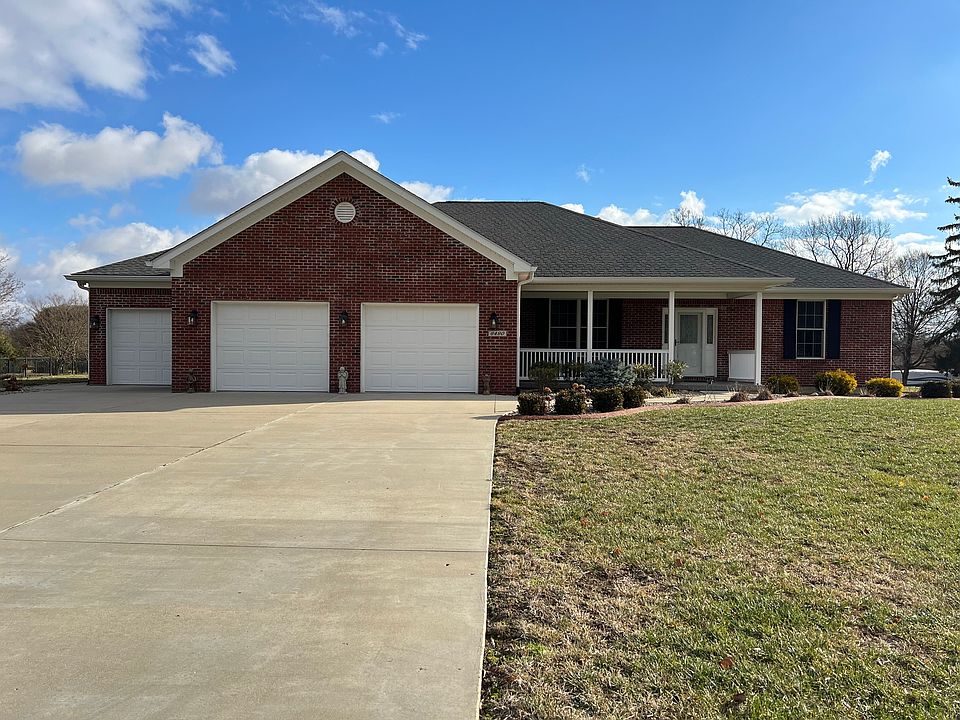 1st image of 6490 Woods Edge Dr