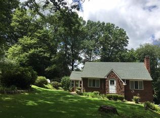 1401 Lakeside Dr, Allison Park, PA 15101