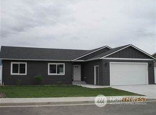 2468 3rd St, East Wenatchee, WA 98802