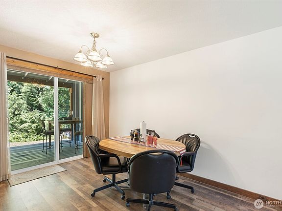 5th image of 112 Jordan Way
